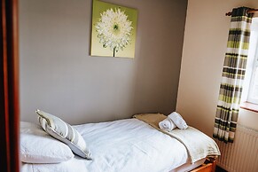 Brecon Beacons Luxury 7-bed House With Hottub