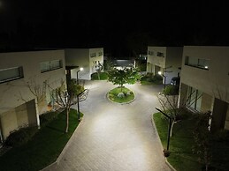 Elegante y Moderno Duplex en Chacras