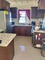 Remarkable 2-bed House in Old Harbour