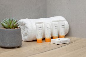 Port Marine With Sea View by Renters