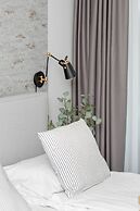 Port Marine With Sea View by Renters