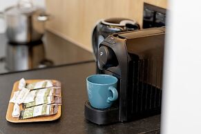 Port Marine With Sea View by Renters