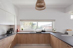 Athenian Riviera Panorama Villa