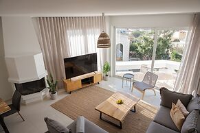 Athenian Riviera Panorama Villa