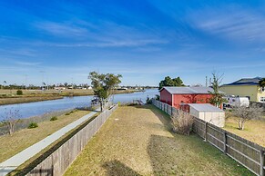 Panama City Waterfront Escape: Fenced Yard & Dock!