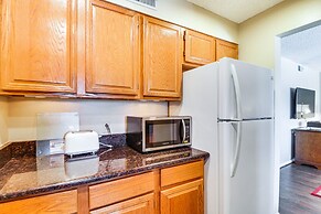 Cozy Condo w/ Patio: 1 Mi to Wintergreen Resort!