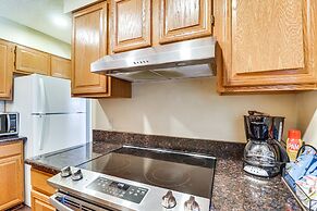 Cozy Condo w/ Patio: 1 Mi to Wintergreen Resort!