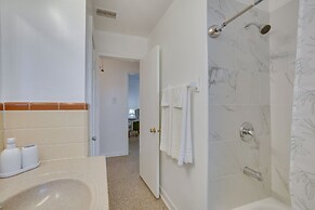 5 Mi to City Park: Charming Home Near Nola!