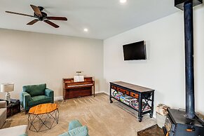 Laptop-friendly Grangeville Getaway w/ Fire Pit!