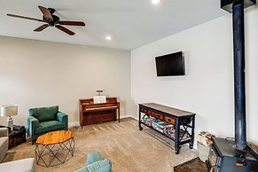 Laptop-friendly Grangeville Getaway w/ Fire Pit!