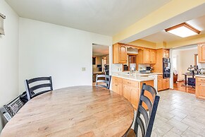 Convenient Racine Home: 4 Mi to Lake Michigan!