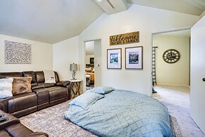 Solitude Mountain Cabin: Creek-side View & Hot Tub