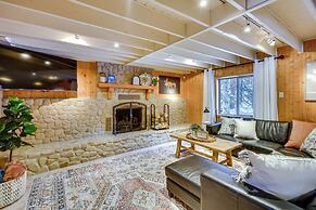 Solitude Mountain Cabin: Creek-side View & Hot Tub