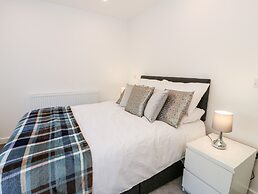 The Cottage at Cromlech Manor Farm