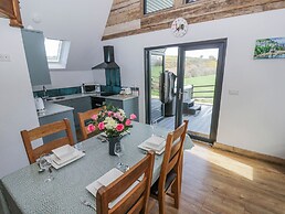 Valley View Hideaway