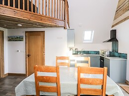 Valley View Hideaway