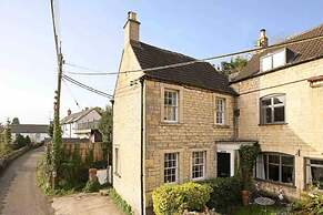 Beautiful Cotswold Cottage in Rodborough, Stroud