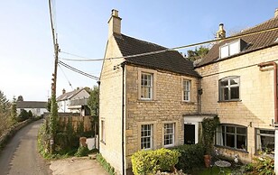 a Beautiful Cotswold Stone Cottage in Rodborough