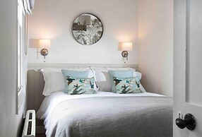 Beautiful Cotswold Cottage in Rodborough, Stroud