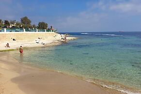 Peaceful Haven With Stunning Views Close to sea