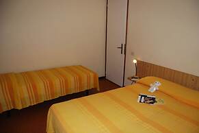 Relax Just 150m From the Beach - Beahost