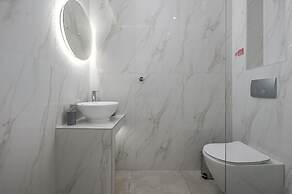 Eleon Suites & Apartments