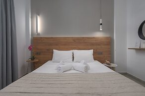 Eleon Suites & Apartments