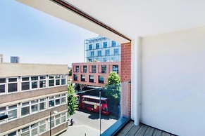 Impeccable 1-bed Apartment in London