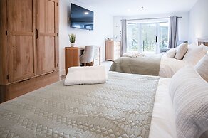 The Sleeping Giant - Pen Y Cae Inn