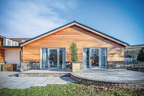 The Sleeping Giant - Pen Y Cae Inn