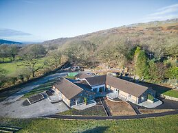 The Sleeping Giant - Pen Y Cae Inn