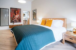 The Sleeping Giant - Pen Y Cae Inn