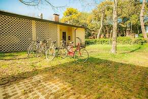 Fabulous Villa in a Peaceful Area - Beahost