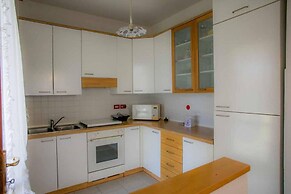 Fabulous Villa in a Peaceful Area - Beahost