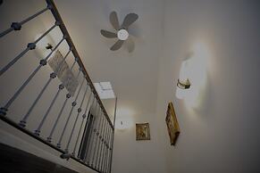 HOSTING DREAMS ATTICS DUOMO