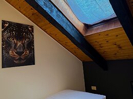 HOSTING DREAMS ATTICS DUOMO