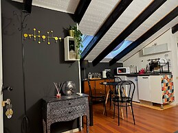 HOSTING DREAMS ATTICS DUOMO