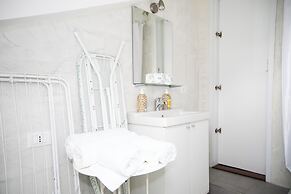 HOSTING DREAMS ATTICS DUOMO