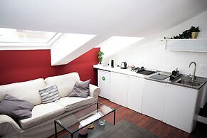 HOSTING DREAMS ATTICS DUOMO