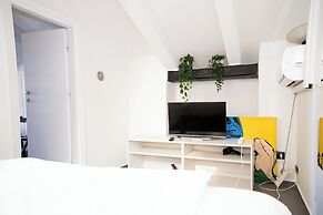 HOSTING DREAMS ATTICS DUOMO