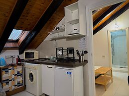 HOSTING DREAMS ATTICS DUOMO