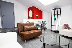 HOSTING DREAMS ATTICS DUOMO