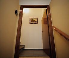 HOSTING DREAMS ATTICS DUOMO