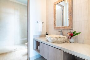 Casa Frenchie Luxury Oceanview Jungle Villa 12pp