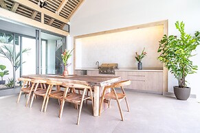 Casa Frenchie Luxury Oceanview Jungle Villa 12pp