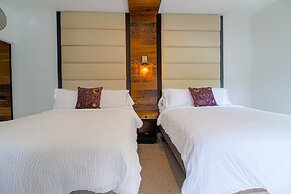Villa Azure Ocean Suites