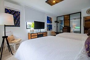 Villa Azure Ocean Suites