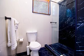 Villa Azure Ocean Suites