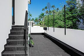 Villa Azure Ocean Suites