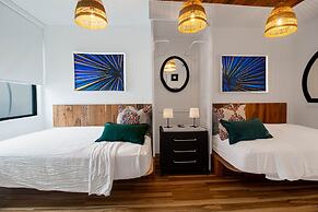 Villa Azure Ocean Suites